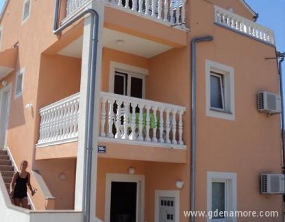 apartments in Vodice, private accommodation in city Vodice, Croatia