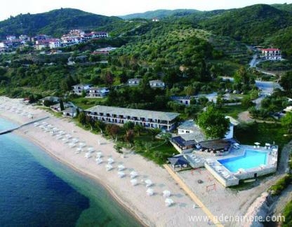 Hotel Xenia, частни квартири в града Halkidiki, Гърция