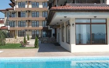 One bedroom apartment in complex "Rich 3" on the beachfront, private accommodation in city Ravda, Bulgaria