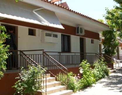 Vila Maria, частни квартири в града Polihrono, Гърция