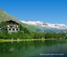 Chalet sul lago, private accommodation in city Moncenisio, Italy