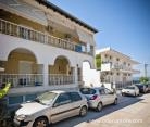 Afkos Apartments, Privatunterkunft im Ort Polihrono, Griechenland