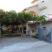 Vila Tea, alojamiento privado en Kra&scaron;ići, Montenegro - Dvori&amp;scaron;te sa parkingom