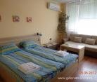 Apartment with view to the sea, private accommodation in city Varna, Bulgaria