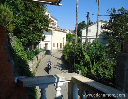 Kuca Iva Mestrovica, private accommodation in city Herceg Novi, Montenegro