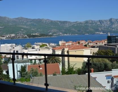 Old Town view Apartment, private accommodation in city Budva, Montenegro - Pogled