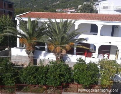 SMJE&Scaron;TAJ - DOBRE VODE, private accommodation in city Dobre Vode, Montenegro
