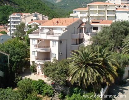 Villa Anastasia-Becici, privat innkvartering i sted Bečići, Montenegro