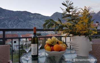 Appartamento More - Risano, alloggi privati a Risan, Montenegro