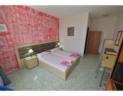 Anna-Christina Apartments, alloggi privati a Metamorfosi, Grecia