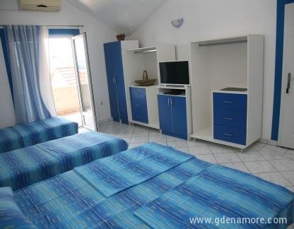 Apartmani i sobe Djukic, частни квартири в града Tivat, Черна Гора - djukic200008