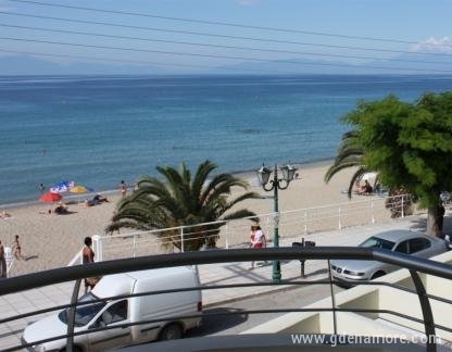 Hotel de playa azul del mar Egeo, alojamiento privado en Nea Kallikratia, Grecia - aegean-blue-beach-hotel-nea-kallikratia-kassandra-