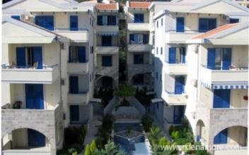 Apartments Fontana, private accommodation in city Rafailovići, Montenegro