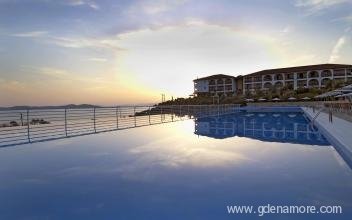 Akrathos Beach Hotel, private accommodation in city Ouranopolis, Greece