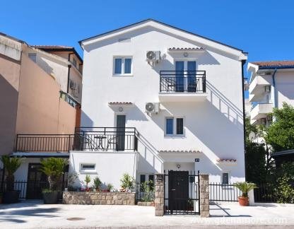Apartamentos Masa, alojamiento privado en Budva, Montenegro - Masa apartmani 