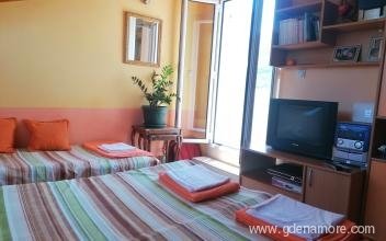 Appartamento accogliente, alloggi privati a Igalo, Montenegro