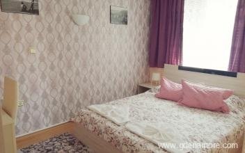 Appartamenti Balena, alloggi privati a Obzor, Bulgaria