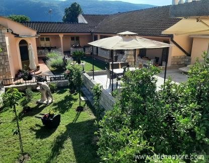 Vila Stojičić Montenegro, logement privé à Lastva Grbaljska, Mont&eacute;n&eacute;gro - 20220614_171247