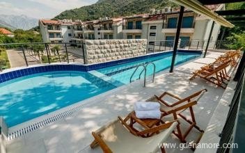 Grüne Bucht Wohnungen - Morinj, Privatunterkunft im Ort Morinj, Montenegro