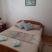 Wohnungen und Zimmer Pandurević, Privatunterkunft im Ort Igalo, Montenegro - Soba za dvije osobe 