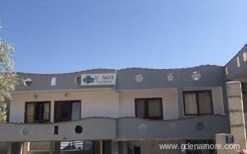 IS-AUERA, privat innkvartering i sted Bar, Montenegro