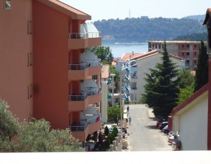 Vila Mirjana, Apartman 4, privatni smeštaj u mestu Bečići, Crna Gora