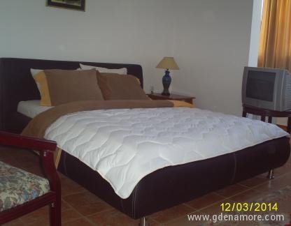 Kuca, , private accommodation in city Ulcinj, Montenegro - druga dvokrevetna soba I sprat 01