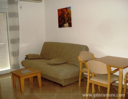 Sun Villag, Petricija, , ενοικιαζόμενα δωμάτια στο μέρος Djenović, Montenegro