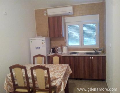 Apartmani Bilić, , private accommodation in city Radovići, Montenegro