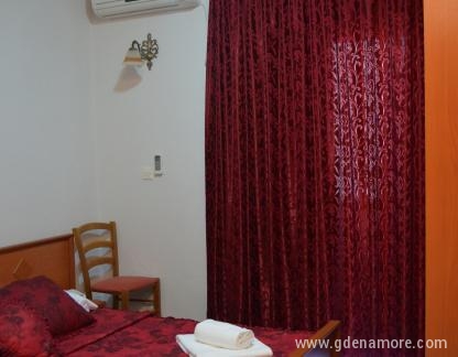 Kruna , Soba 7, ενοικιαζόμενα δωμάτια στο μέρος Bečići, Montenegro