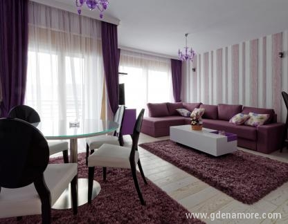 Jelena vile&apartmani, Apartman sa dvije spavaće sobe i pogledom na more, privatni smeštaj u mestu Tivat, Crna Gora