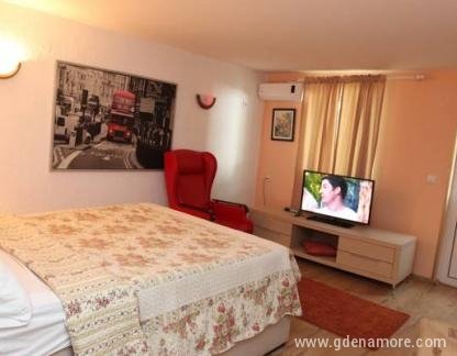 Kuca Slavica, , private accommodation in city Sveti Stefan, Montenegro