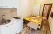 Studio apartman - Prizemlje u Apartmani Anastasija, privatni smeštaj u mestu Igalo, Crna Gora