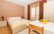  T APARTMENTS HANAKA, private accommodation in city Pržno, Montenegro