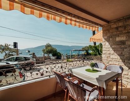 Appartamenti Sijerkovic, , alloggi privati a Kumbor, Montenegro - Apartman no. 5