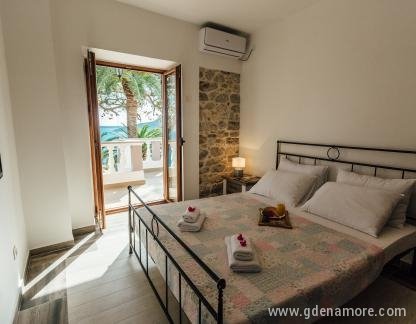 Apartmani Belvedere, Soba za dve osobe sa terasom, privatni smeštaj u mestu Herceg Novi, Crna Gora - IMG_6991