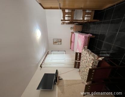 Venice Apartments, Studio Apartman sa terasom za 4 osobe, privatni smeštaj u mestu Tivat, Crna Gora - IMG_9936