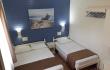 Room No. 1 T Guest House Igalo, private accommodation in city Igalo, Montenegro