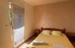 Διαμέρισμα 2 σε Apartmani Pekovic, ενοικιαζόμενα δωμάτια στο μέρος Jaz, Montenegro
