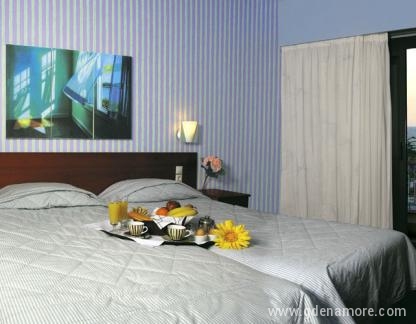 Galaxy Hotel, частни квартири в града Alimos, Гърция - Room