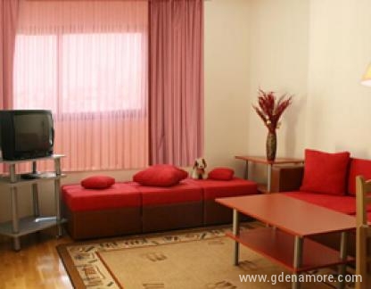 May Flower apartment, private accommodation in city Varna, Bulgaria - Livingroom