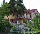 Villa Sequoia, private accommodation in city Chaika, Bulgaria