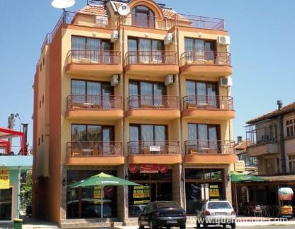Hotel Sirena, частни квартири в града Primorsko, България - Hotel Sirena