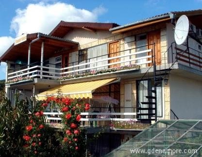 Summerhouse, logement privé à St Constantine and Helena, Bulgarie - Summerhouse