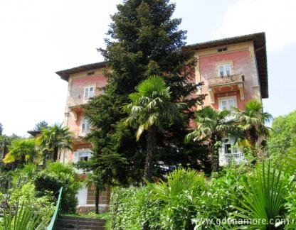 Villa San Giuseppe, logement privé à Lovran, Croatie