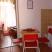 APARTMANI VOJIN, Crveni apartman (2-3), privatni smeštaj u mestu Risan, Crna Gora - Dnevna soba