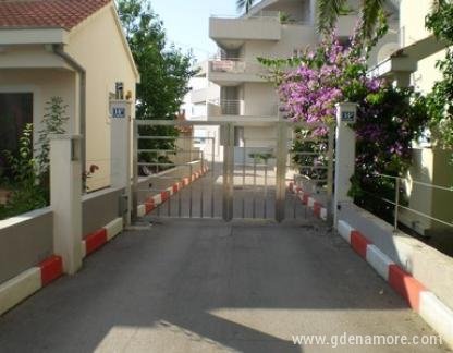 Apartmaji za najem v Zadru, zasebne nastanitve v mestu Zadar, Hrva&scaron;ka - Puntamika-Borik, Zadar, 30 m od plaže/mora