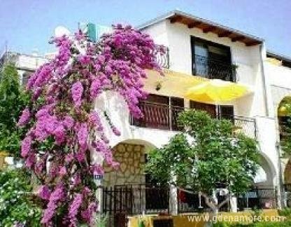 Apartmaji Komduur, zasebne nastanitve v mestu Trogir, Hrva&scaron;ka - Apartmani Komduur