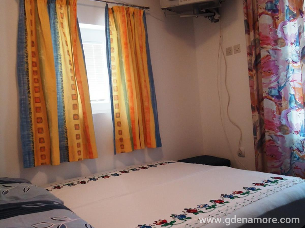 Casa privata Lela-Maja, alloggi privati a Sutomore, Montenegro
