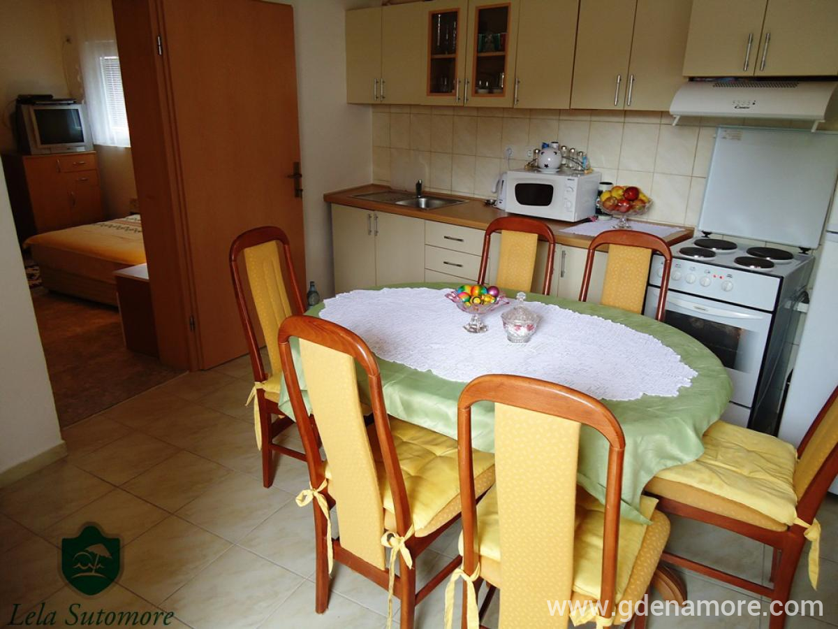 Casa privata Lela-Maja, alloggi privati a Sutomore, Montenegro
